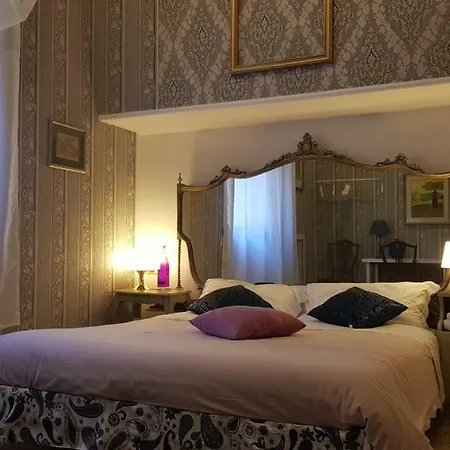 San Domenico Couette-café Bologne